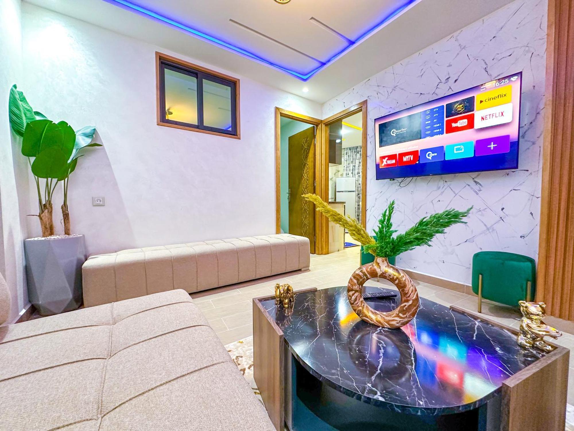 Veluxa - Luxury Holiday Homes - Centric Flat Tanger Exteriör bild